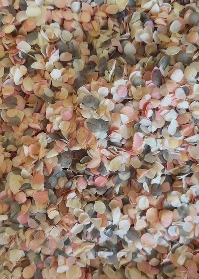 1 Litre Wedding Confetti | Hydrangea Petals Biodegradable Confetti